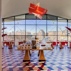 Hotel Antares Rubens