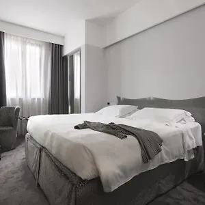 4* Otel Berna